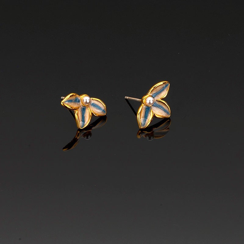 Hand-painted Leaf-shapepd Stud Earrings