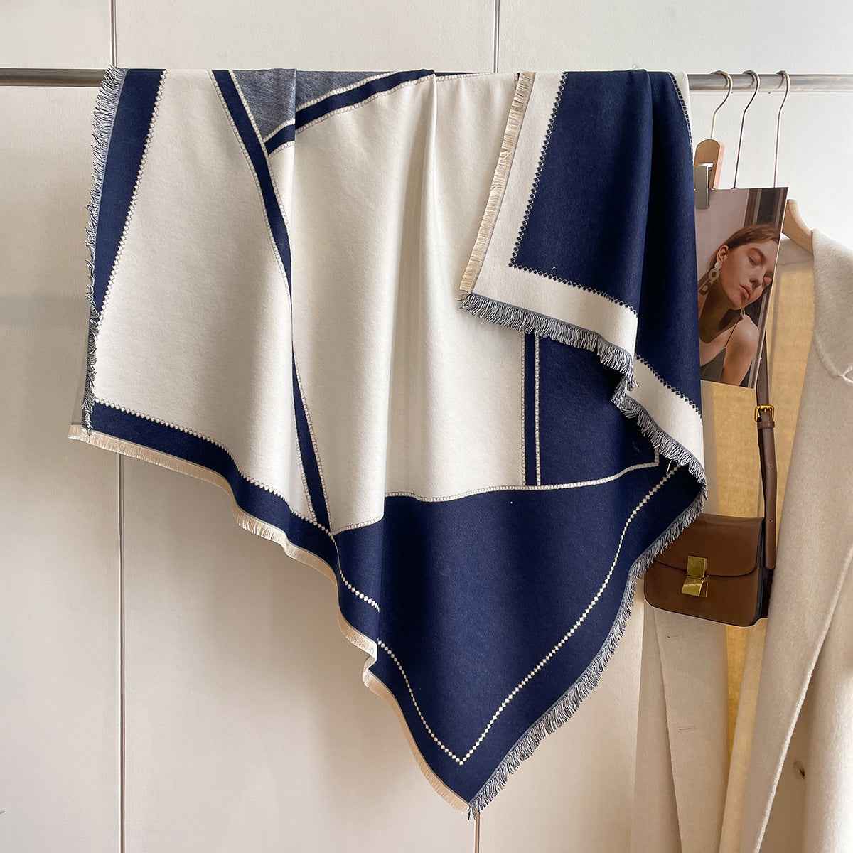 European And American Cashmere Square Towel Thickened Air-conditioned Room Warm Shawl Cloak