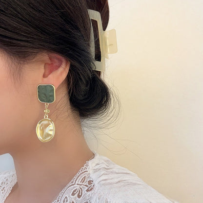 Contrast Color Pleated Geometric Elegant Retro Unique Ear Clip Auricular Needle