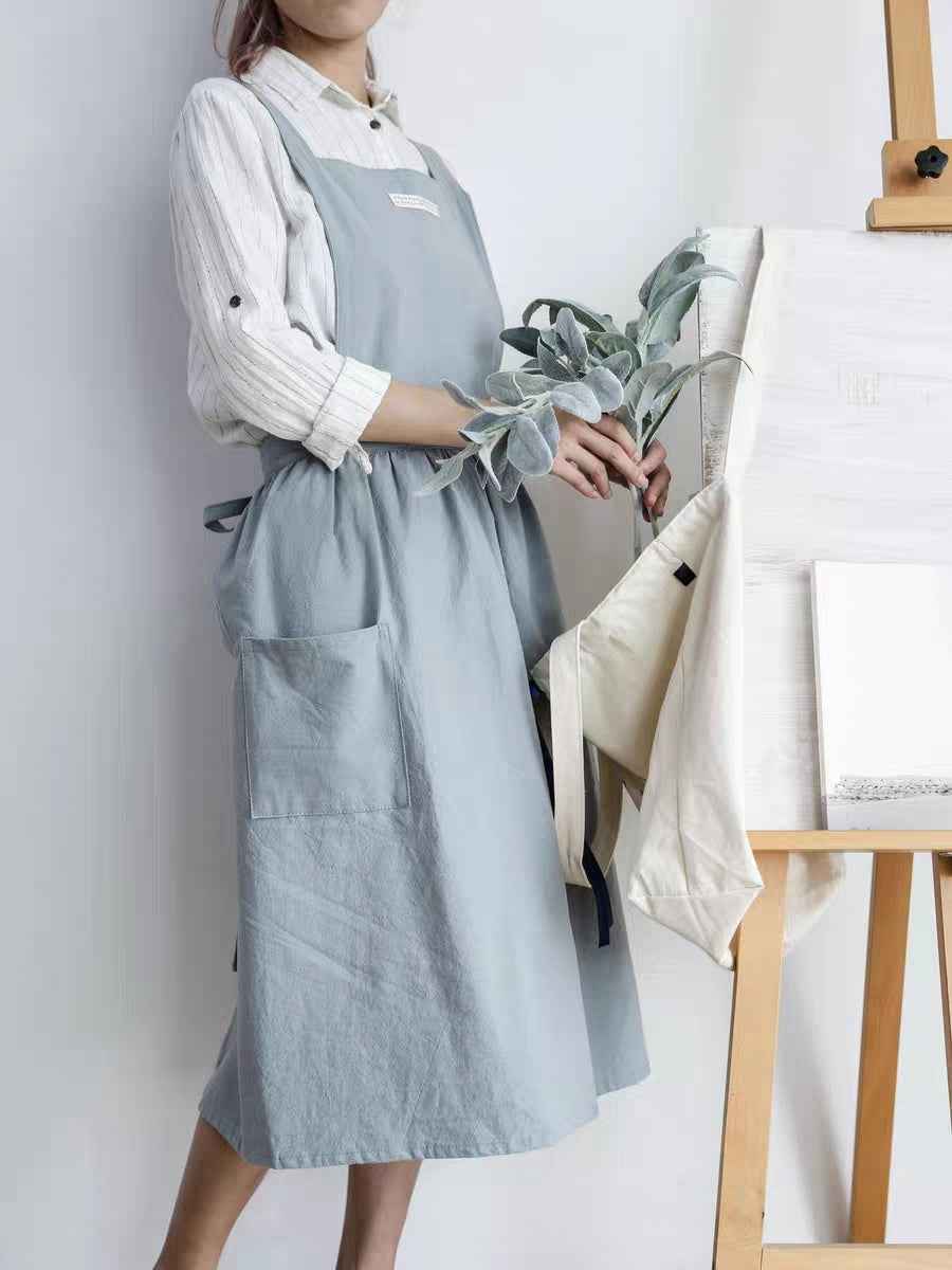 Simple home kitchen apron