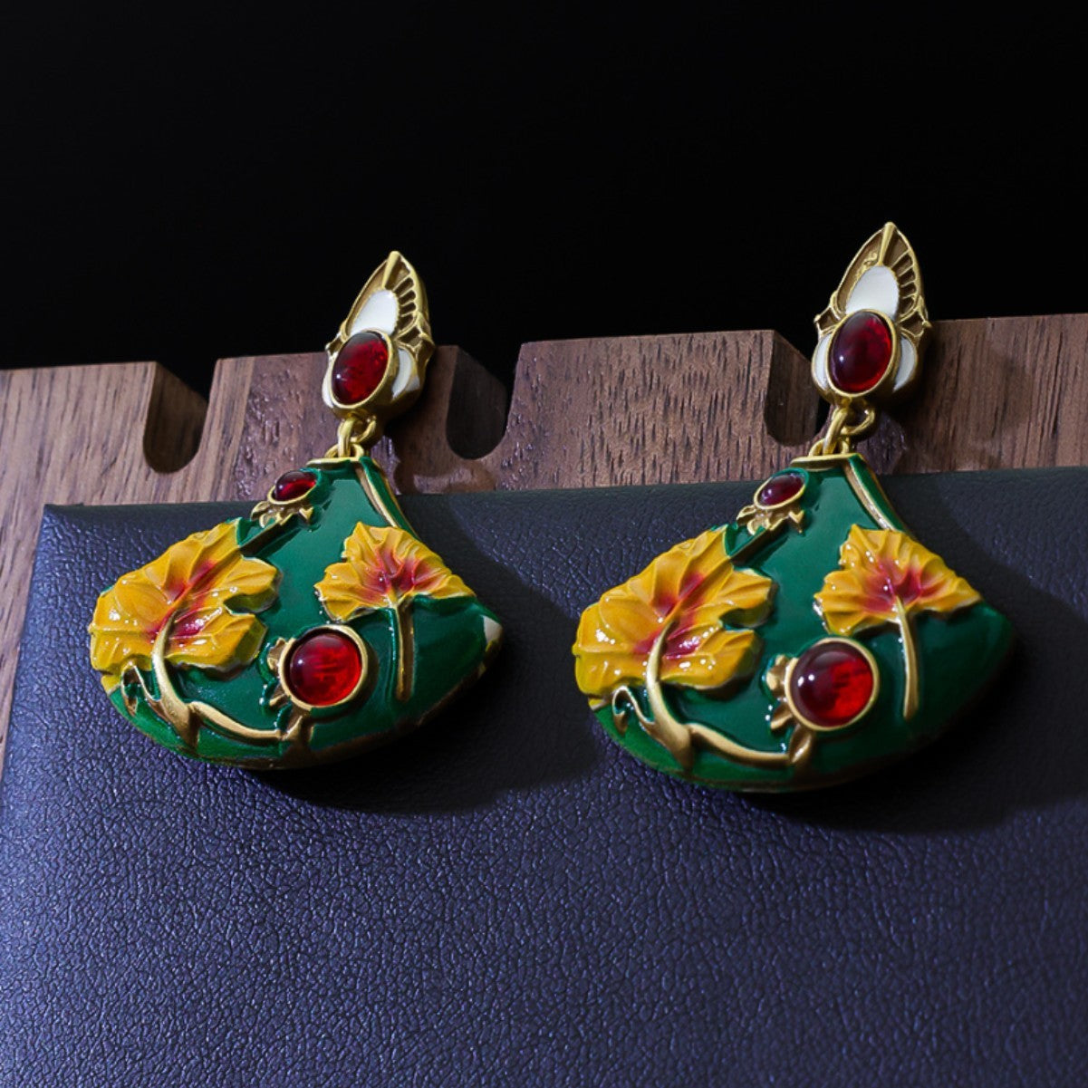 Earrings Retro Temperament Earrings Color Enamel Fan-shaped