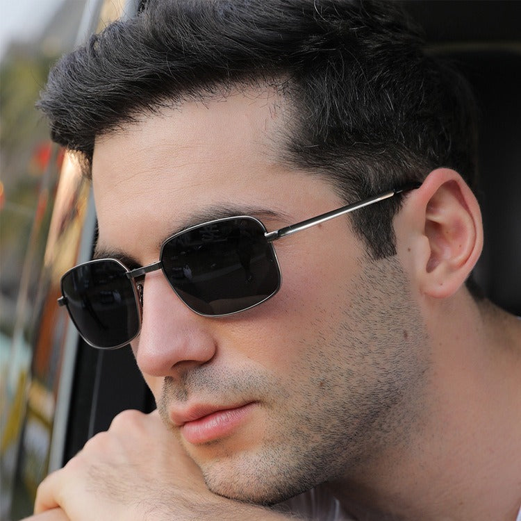 Hot Metal Folding Fashion High-grade Sunscreen Radiation-proof Sunglasses For Women
