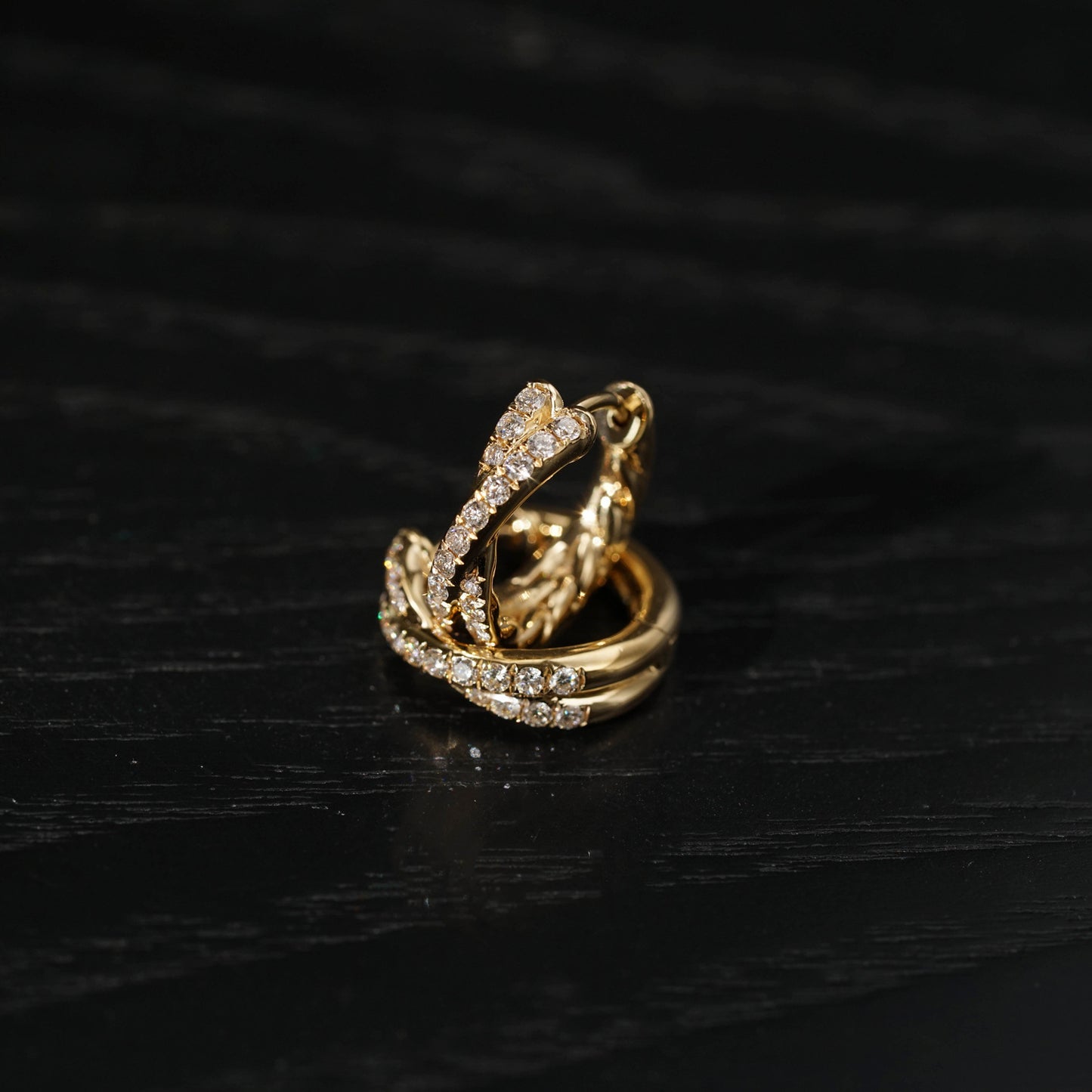 Cross Double Row Diamond Version Exquisite Commuter Style Twist Earrings