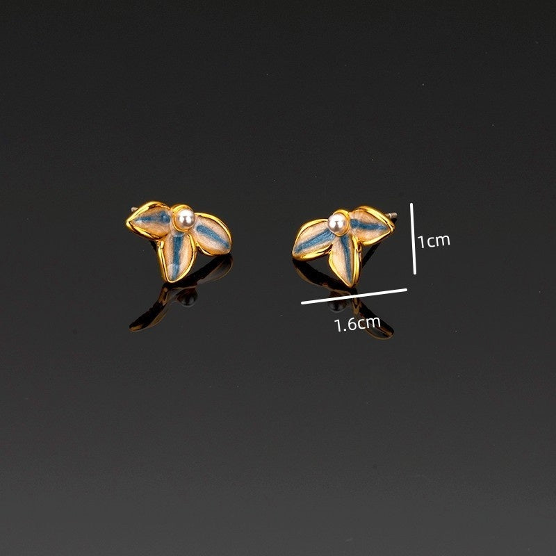 Hand-painted Leaf-shapepd Stud Earrings
