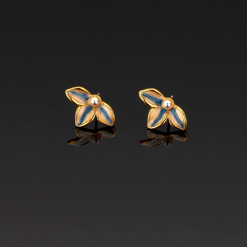 Hand-painted Leaf-shapepd Stud Earrings