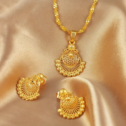 India Africa Light Luxury Shell Necklace Earrings Suit
